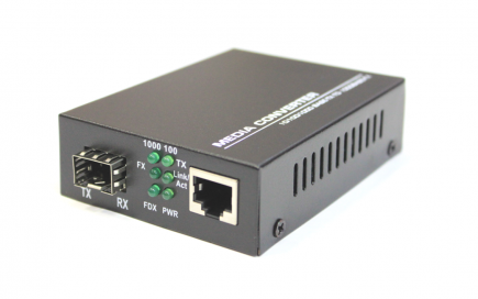 Медиаконвертер 10/100/1000-Base-T / 1000Base-FX с SFP-портом